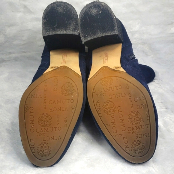 Vince Camuto Upper Navy Blue Velvet Women's Booties 💙 Size 7m - Picture 10 of 14